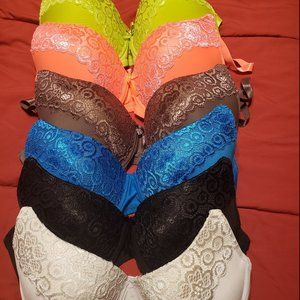 (6) Push-up bras Bundle